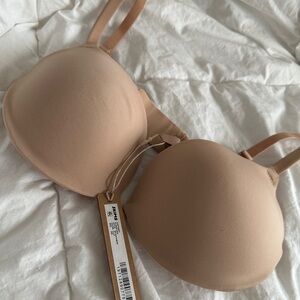 SKIMS Nude Seamless Bra